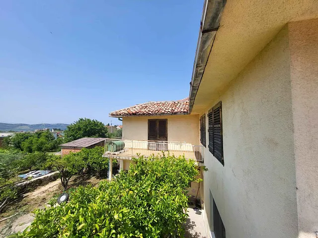 House with spacious plot in Old Bar with mountain views — photo 4